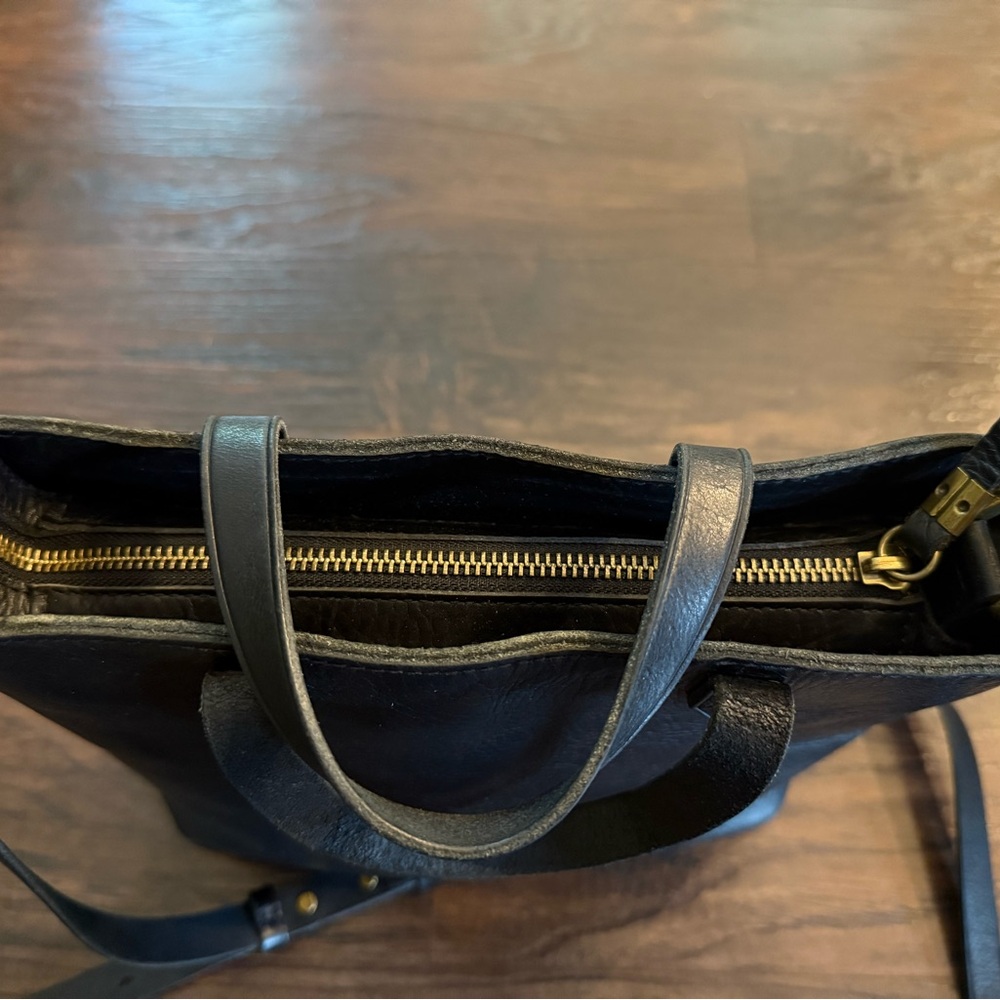 Madewell Black Zip-Top Transport Crossbody Bag - Picture 10 of 10